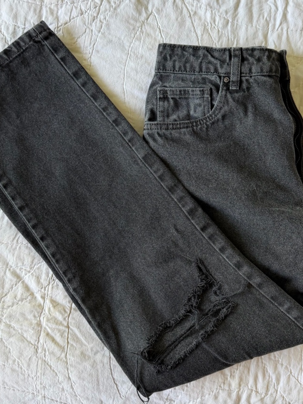 Cotton On High Rise Black Washed Jeans with Distressed Knee